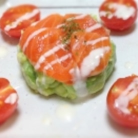 前菜に アボカドと生ハムの簡単セルクルサラダ レシピ 作り方 By アルコールミユ 楽天レシピ